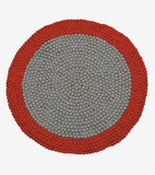 Tapis rond en boules de laine feutrée