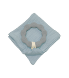 Anneau de dentition gris et son lange bleu