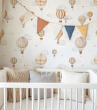 CLOUDY TALES - Papier peint enfant - Motif montgolfières