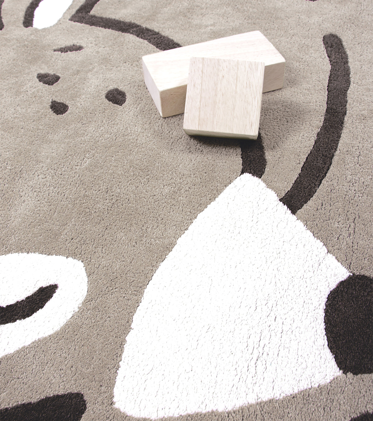 KHARU - Tapis enfant - Ours brun endormi