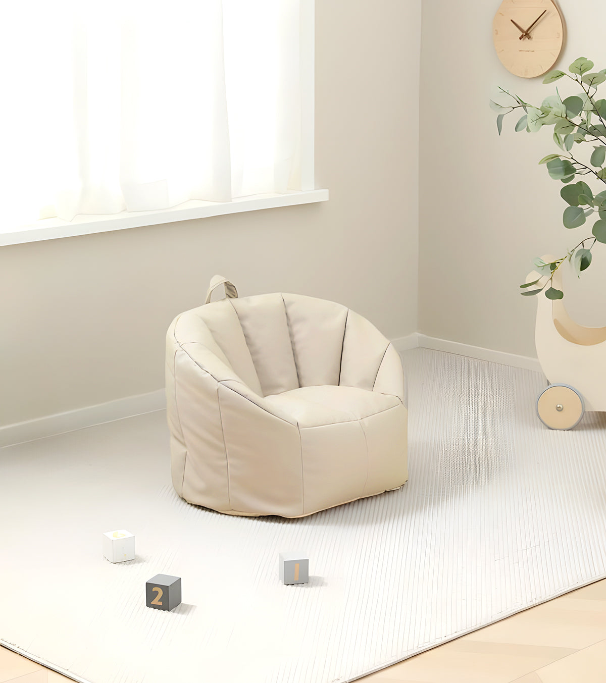 Fauteuil + repose pied enfant – Design ergonomique et pratique - crème